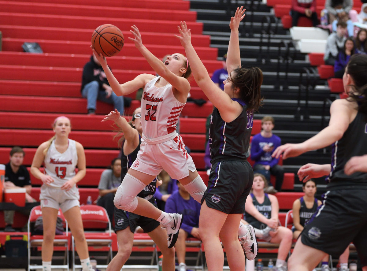 Jeff Harwell_Wadsworth_Barberton_girls.29